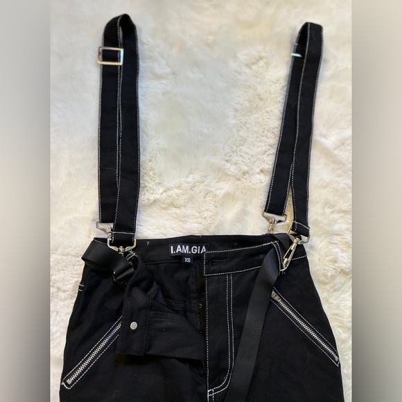 I am Gia pants 👖 never worn before but a great fit! - Picture 2 of 3